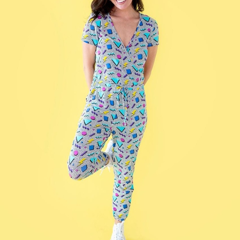 Bums & Roses Fresh Prints of Bel-Air Romper EUC Size M